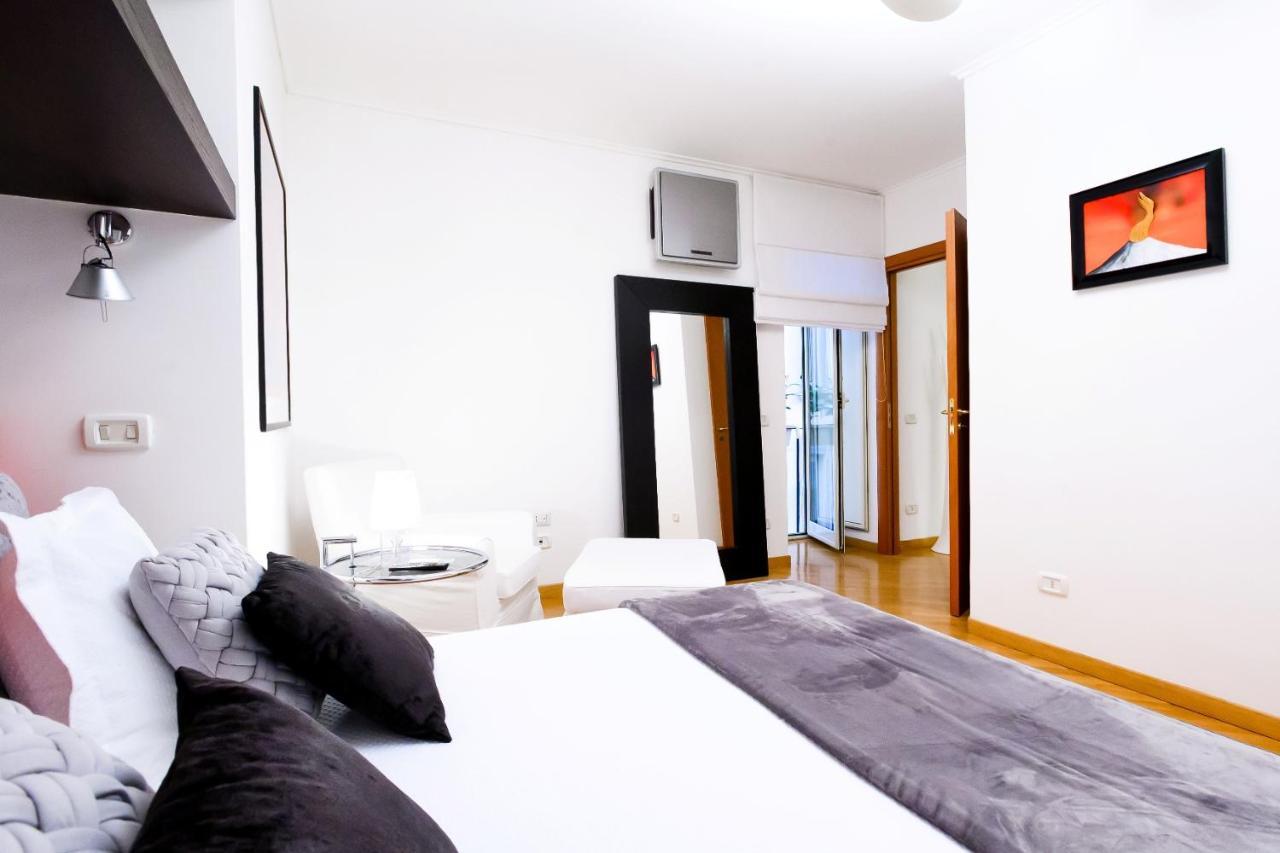 Nipare Suite - Dimore Partenopee Nápoles Exterior foto